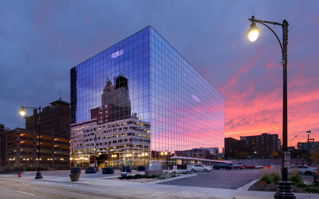 Flashcube Apartments